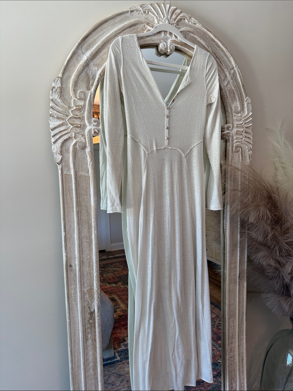 Free people Elegant Cream V-Neck Long Sleeve Maxi Dress